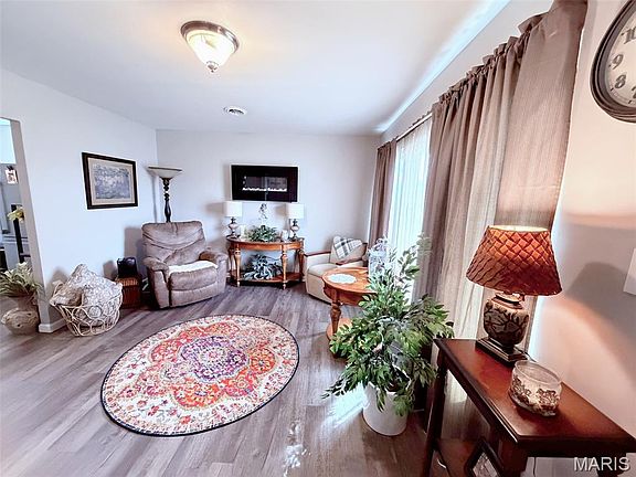 3rd image of 3112 Jill Ave