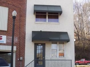 300 Patrick Ave, Stuart, VA 24171