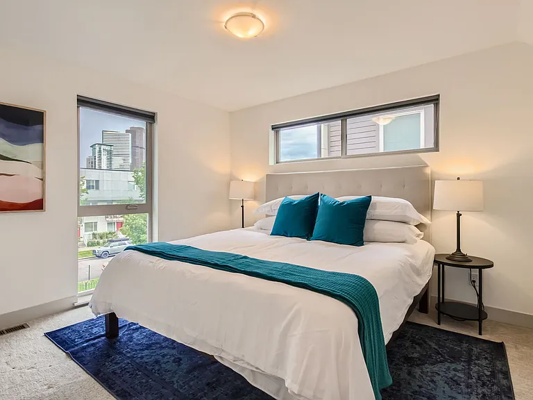 2407 Court Pl — Photo 18