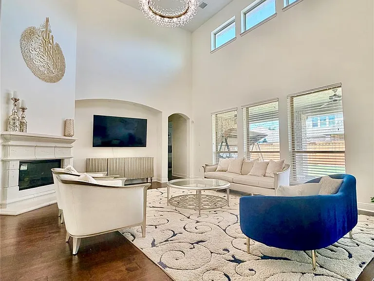 10702 Claythorne Ct — Photo 22