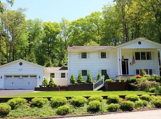 66 Sleepy Hollow Rd, Andover, NJ 07821