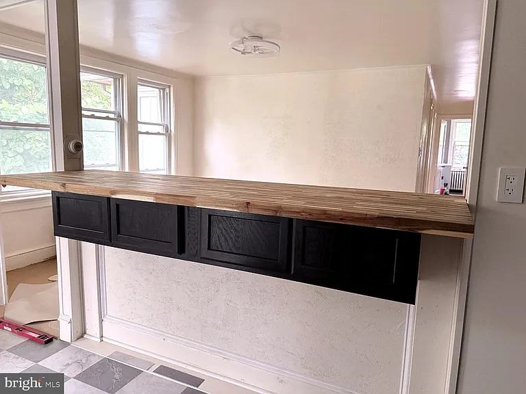 424 Lippincott Ave #B — Photo 7