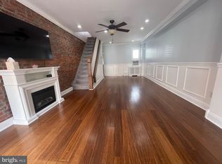2122 S Howard St, Philadelphia, PA 19148