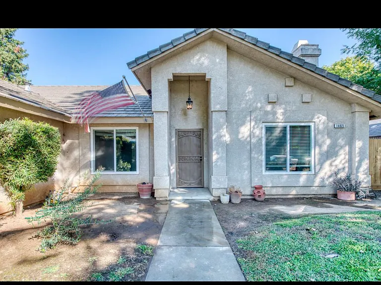 El Paso Ave — Photo 1