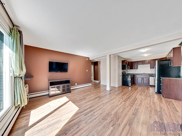 2112 Ste Cecilia Ave — Photo 4