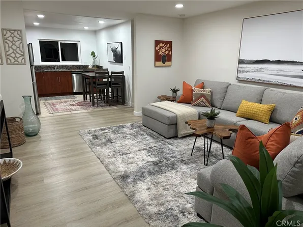 5050 A St APT 13, San Diego, CA 92102