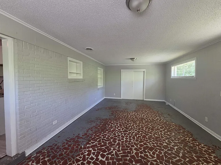 1486 Patterson St — Photo 4