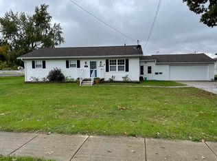 115 Yount Ave, Watseka, IL 60970