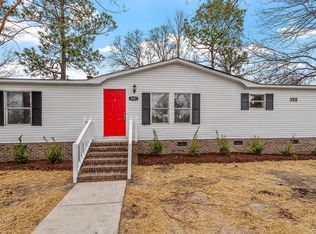 49 Ashley Ct, Spring Lake, NC 28390