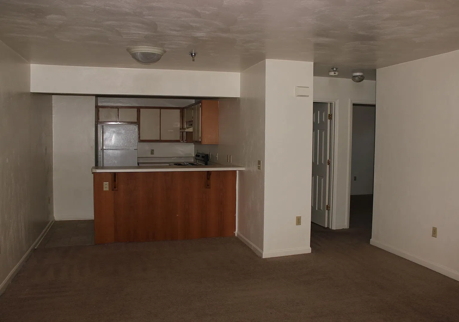 106 Collegiate Ct — Photo 4