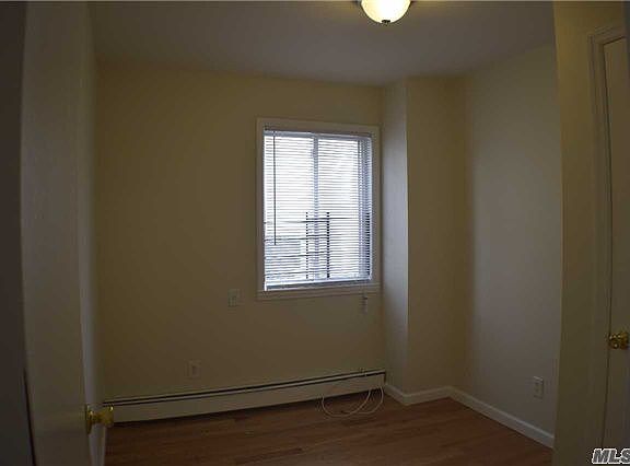 5th image of 2927 Martin Ct #1