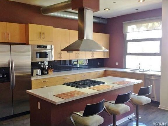 2nd image of 133 The Promenade N Unit 307