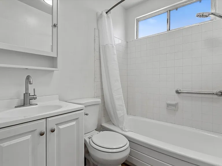 749 Garland Ave — Photo 46
