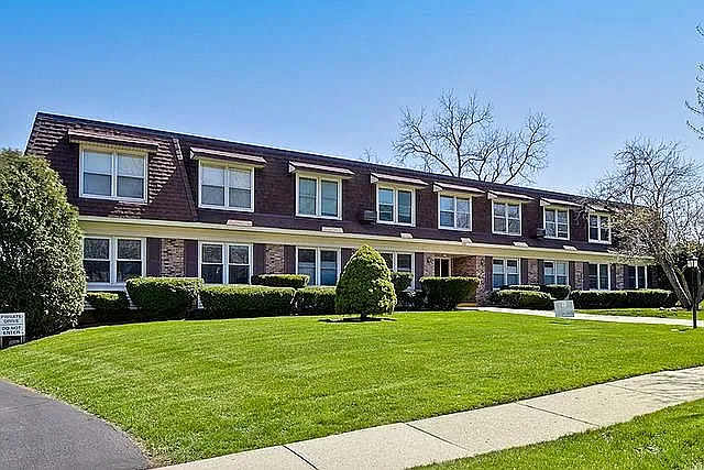 350 Brainerd Ave #2B