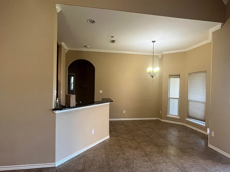 6733 Wall St — Photo 13