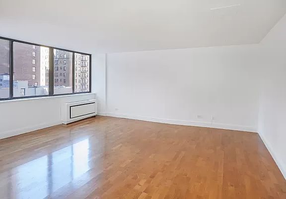 2nd image of 275 W 96th St #11QR