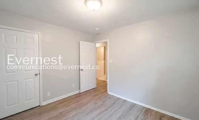 3227 Hobart Dr NW — Photo 15