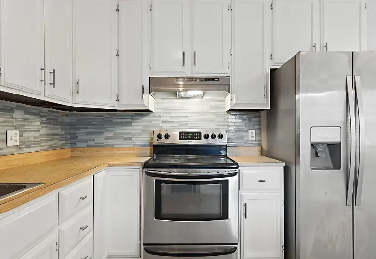 2505 Waters Edge Dr — Photo 6