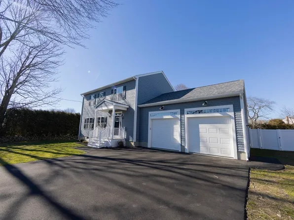 871 Prospect St, Somerset, MA 02726