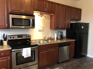 103 N 3rd St #2, Hamburg, PA 19526