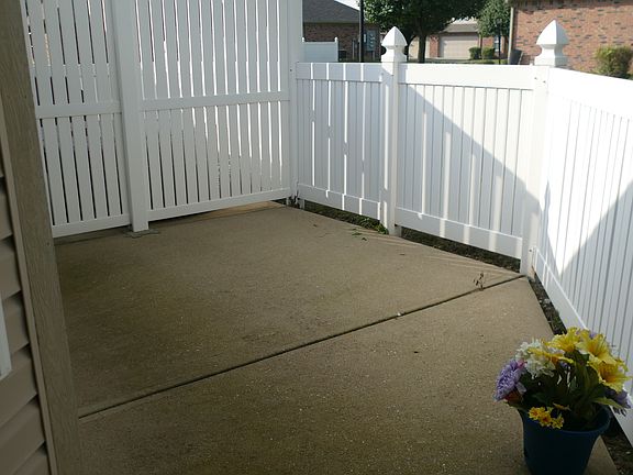 5th image of 6215 Loggia Dr