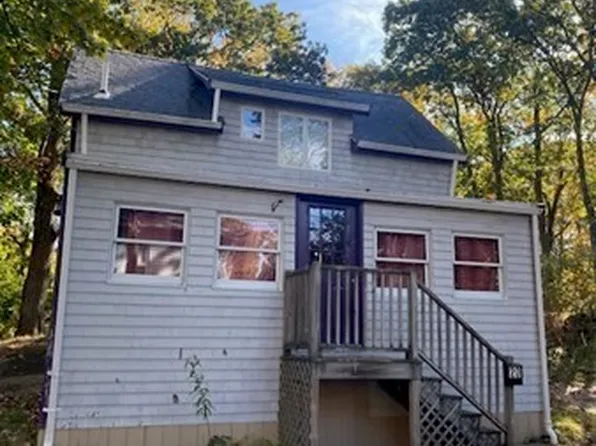 20 Walnut Rd, Boston, MA 02132