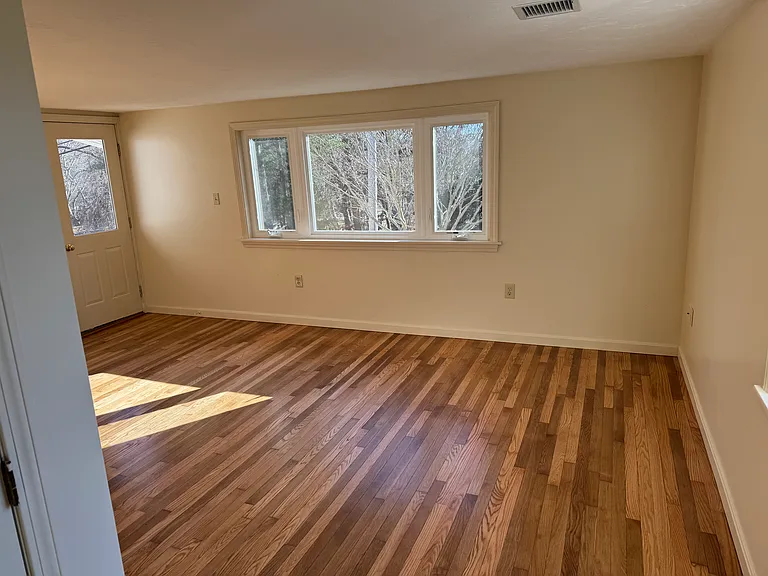 11 Lakeview Blvd — Photo 5