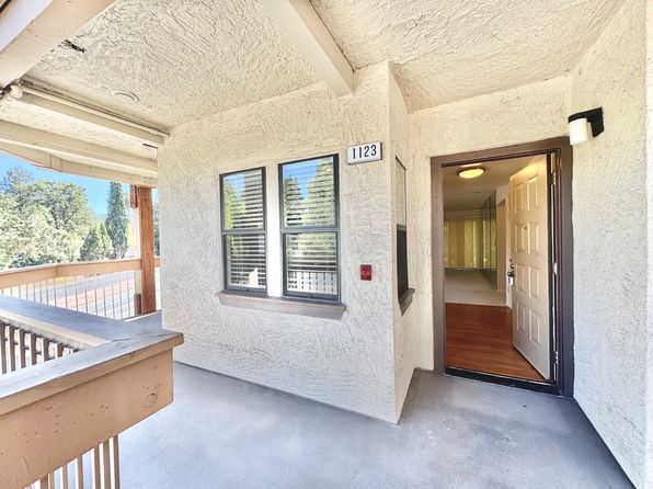 1123 S Villa Way