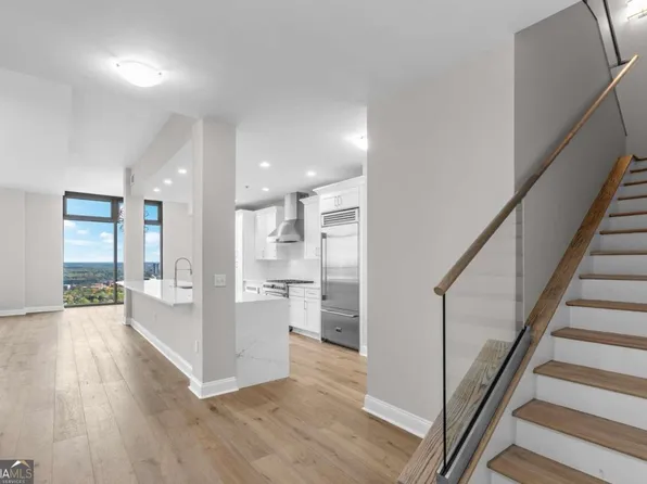 270 17th St NW Unit 4604, Atlanta, GA 30363