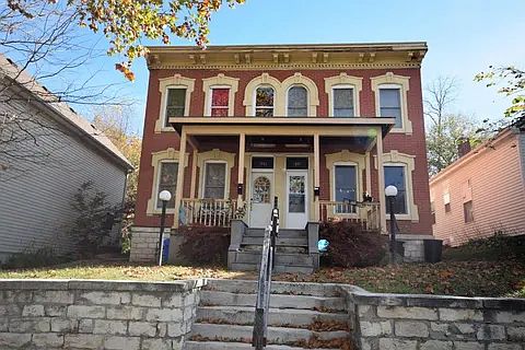 1st image of 615 N 4th St