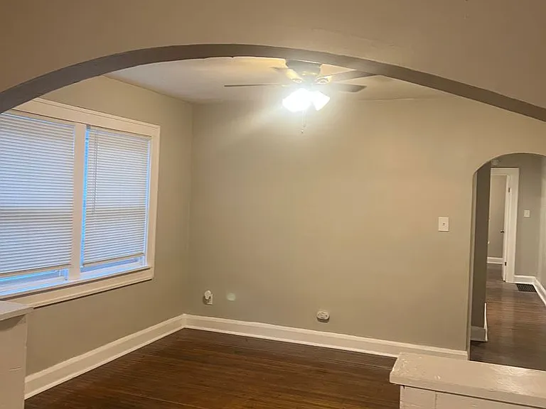 710 N Grant Ave — Photo 8