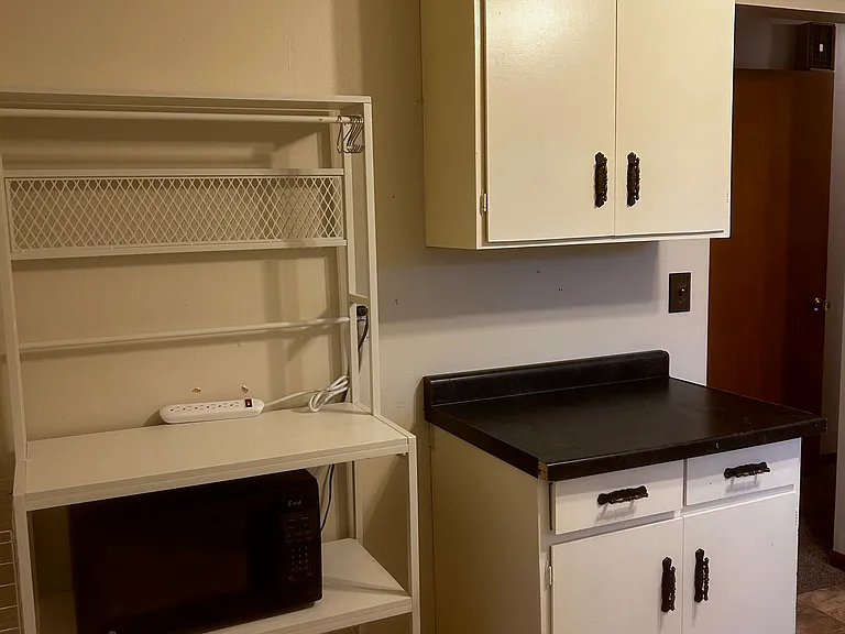 1753 Bowie Dr — Photo 3