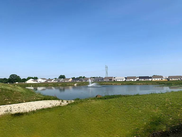 Avalon Bluffs — Photo 44