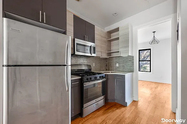 Rented by Doorway NYC, LLC | media 9