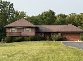 9715 Mile Rd, New Lebanon, OH 45345