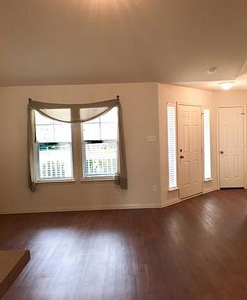 4th image of 1816 Indian Lodge Dr