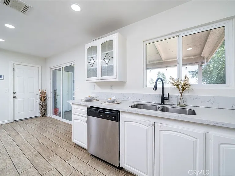 11945 Bornite Ave — Photo 14