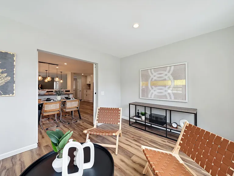 5869 Arcadia Cir — Photo 11