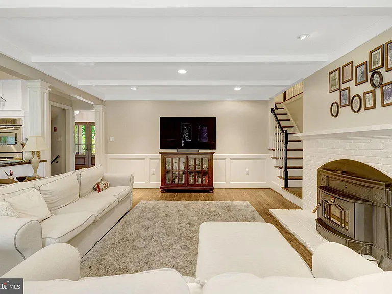 7845 Old Dominion Dr — Photo 39