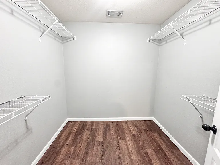 353 Wildwood Point — Photo 16
