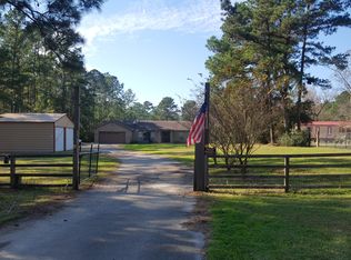 16562 E Williams Rd, Conroe, TX 77303