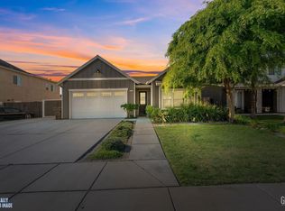 5913 Glen Rose Ave, Bakersfield, CA 93313
