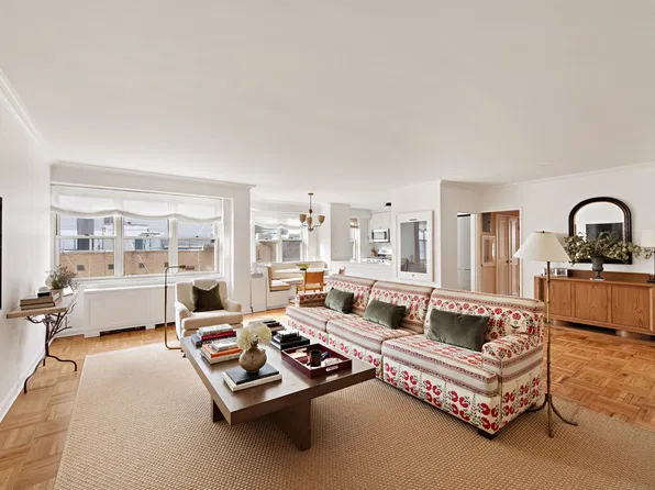 205 East 63rd Street image 1 of 8