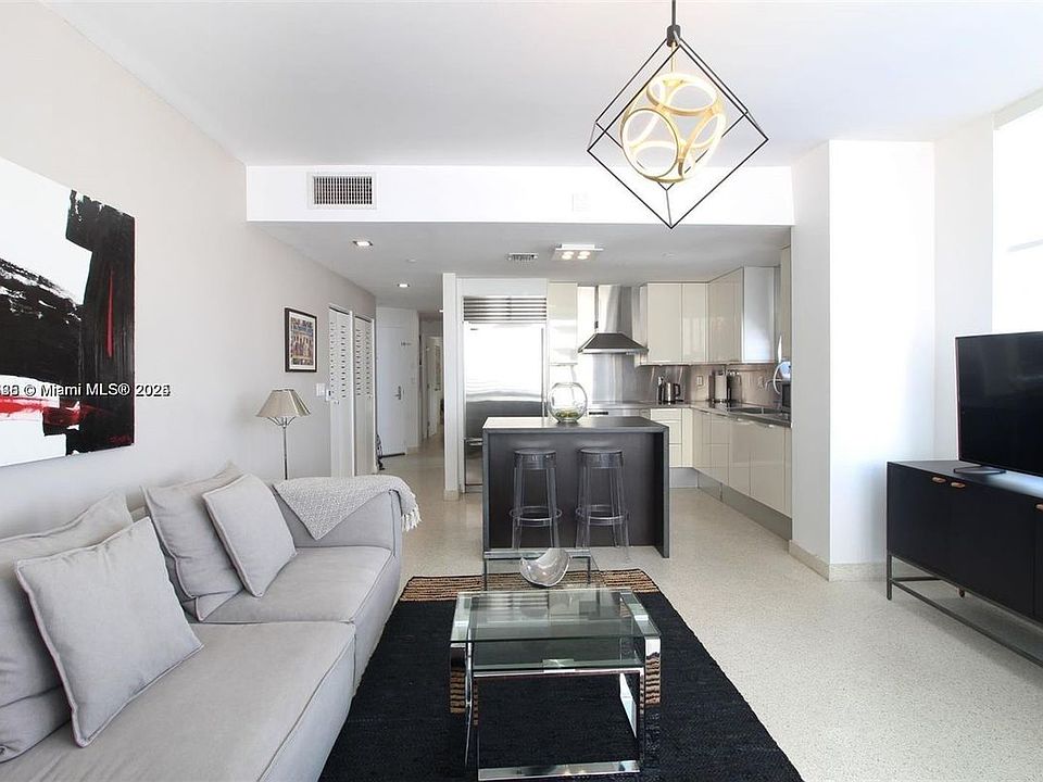 2nd image of 225 Collins Ave APT 6L