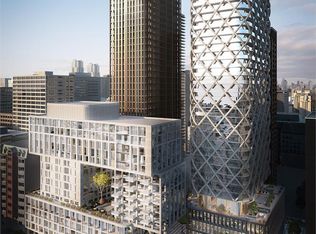 230 Simcoe St #1, Toronto, ON M5T0G7