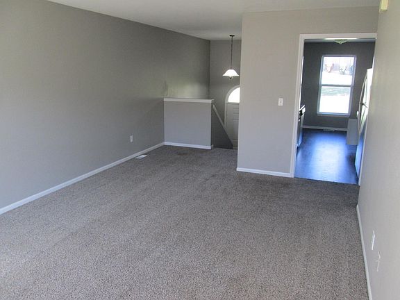 4th image of 8635 N Cleveland Ln