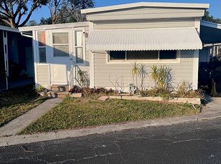 14 Forest Ln, Largo, FL 33773