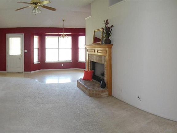 2nd image of 3101 Levy Ln