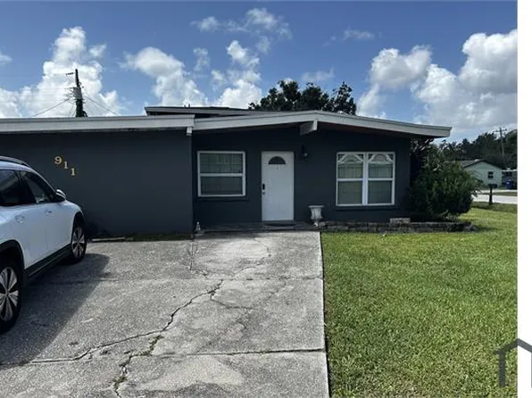 911 26th Street Ct E #A, Palmetto, FL 34221