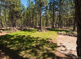 60102 Turquoise Rd, Bend, OR 97702